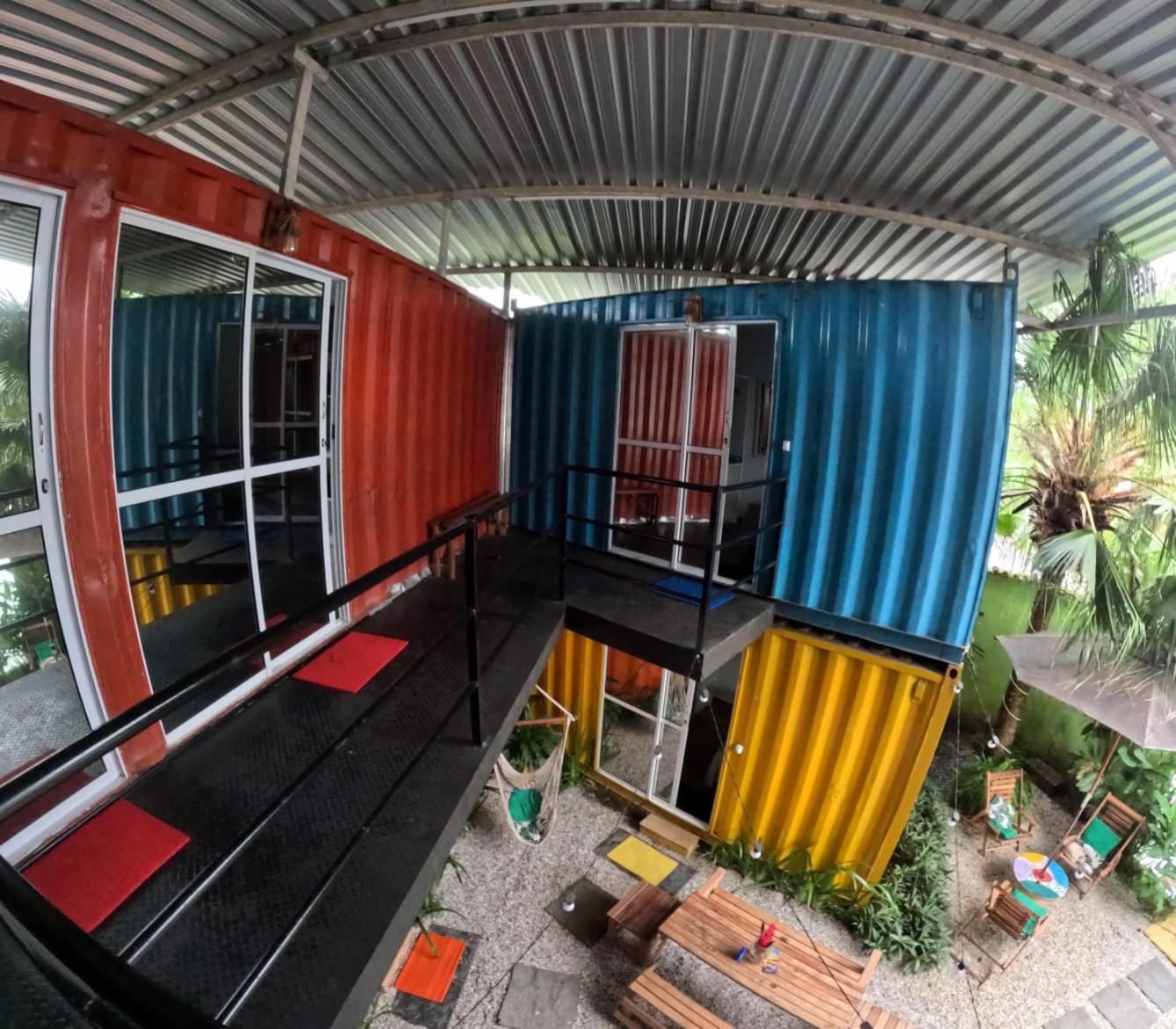 HOSTEL Suítes Containers Paraty Exterior foto